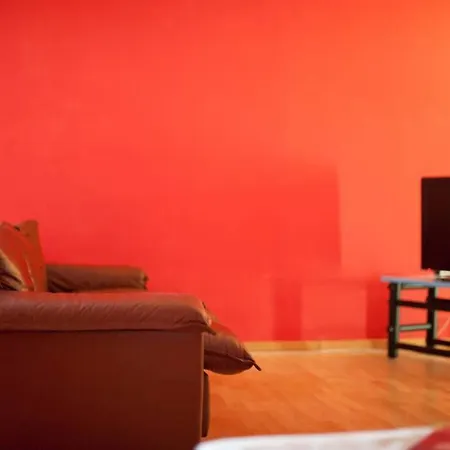 Semesterbostad Loft Mansardato Con Giardino E Piscina In Privata Loft With Garden And Swimming Pool In A Private