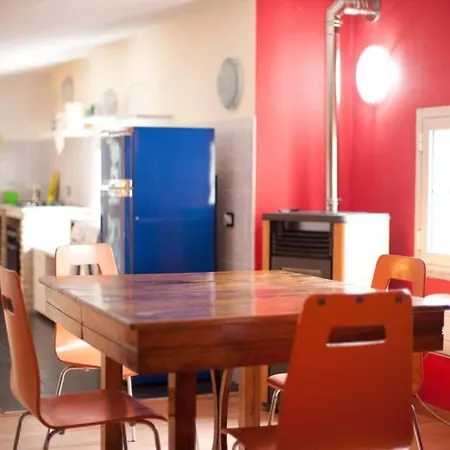 Loft Mansardato Con Giardino E Piscina In Privata Loft With Garden And Swimming Pool In A Private Semesterbostad Sestu