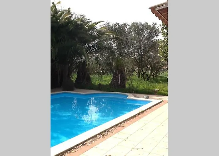 Loft Mansardato Con Giardino E Piscina In Privata Loft With Garden And Swimming Pool In A Private Nyaraló